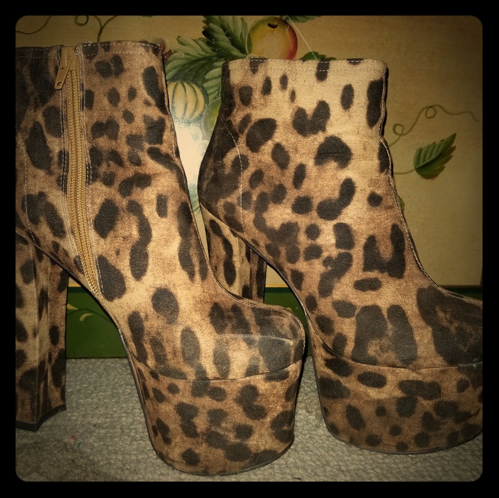Platform shoes